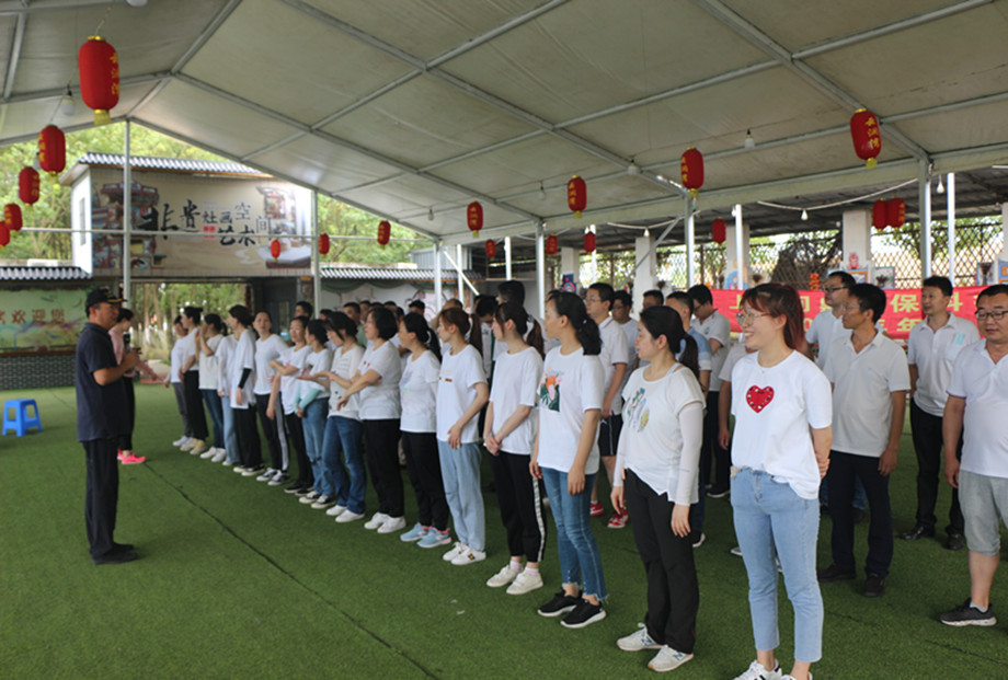 We are in the same boat through storms, and join hands to fight far away - Shanghai Winner Environmental Technologies Co., Ltd